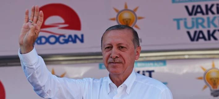 Ο Ερντογάν και το «τρελό» του σχέδιο: Διάνοιξη της «Διώρυγας της Κωνσταντινούπολης» (εικόνες)